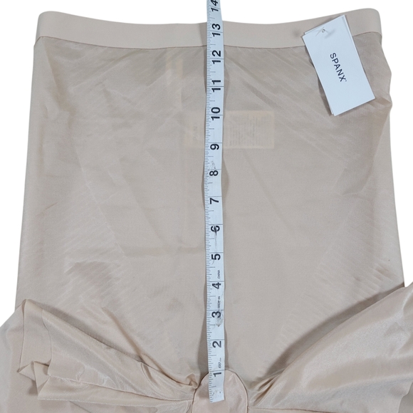 Spanx Thinstincts 2.0 High-Waisted Mid-Thigh Short Womens L Petite Beige #10233Q - Picture 9 of 10